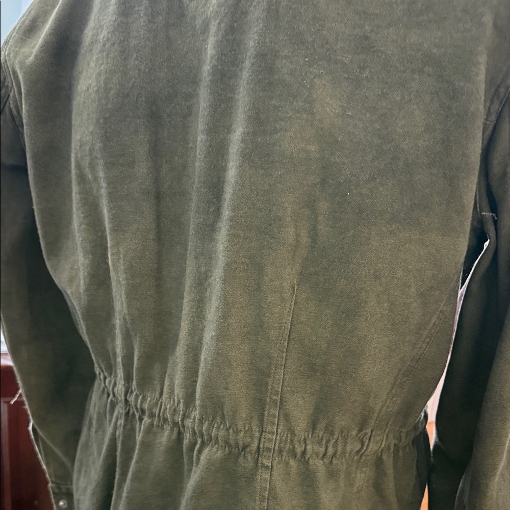 Hummingbird Olive Utility Jacket - Picture 9 of 9